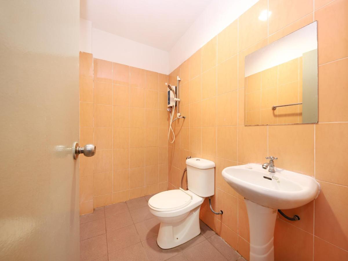 Oyo 89676 Hotel 22 Seremban Extérieur photo