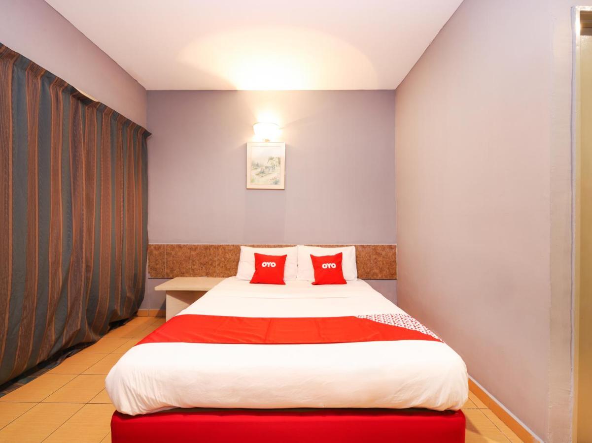 Oyo 89676 Hotel 22 Seremban Extérieur photo