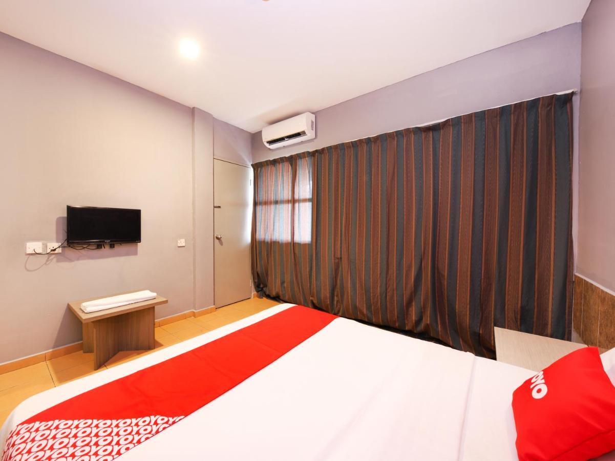 Oyo 89676 Hotel 22 Seremban Extérieur photo