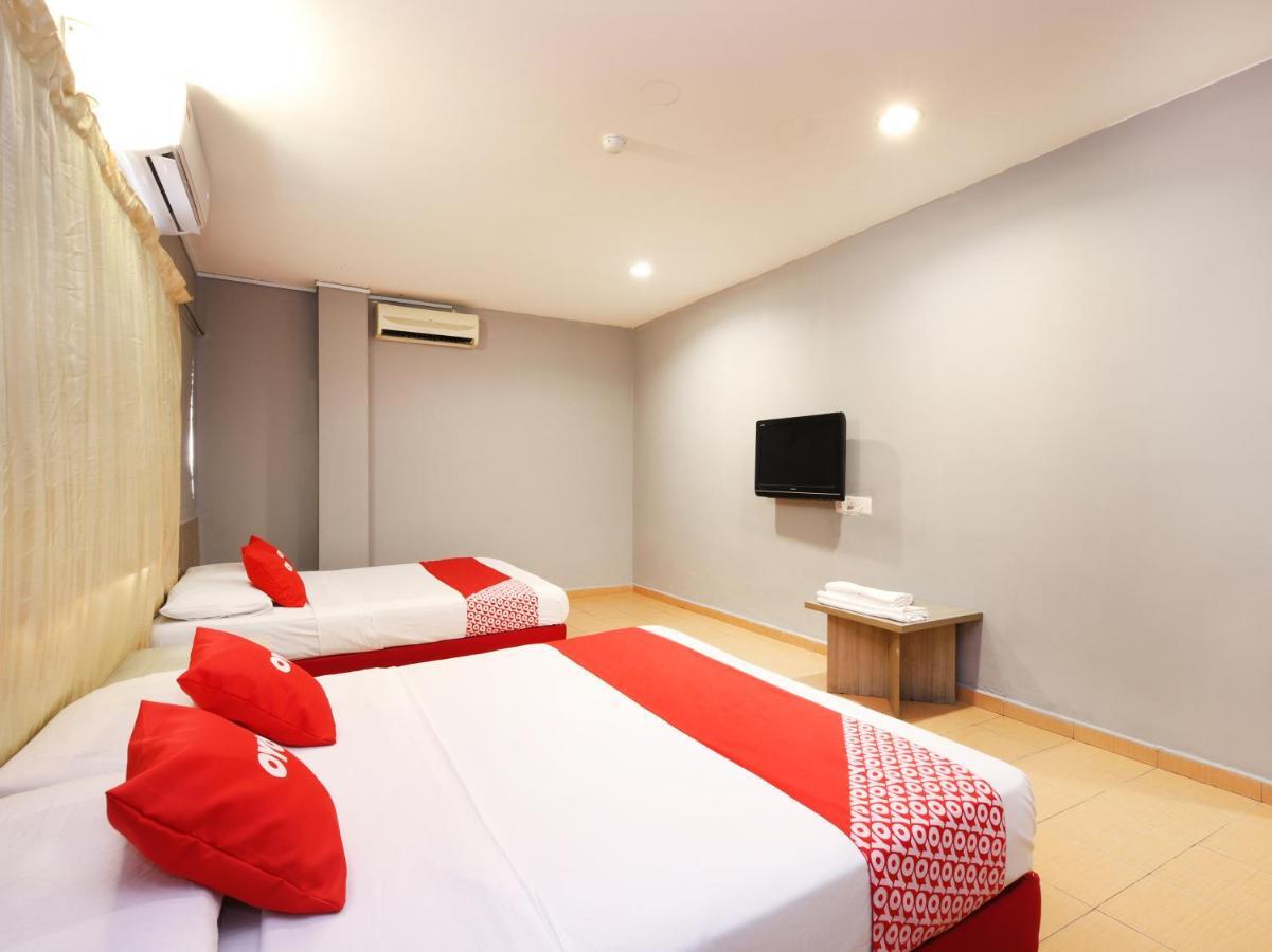 Oyo 89676 Hotel 22 Seremban Extérieur photo